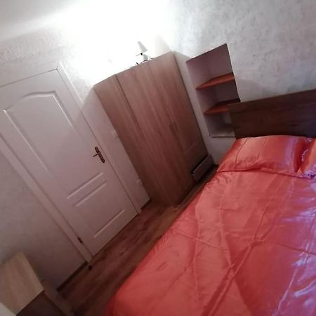 Apartment In Laurana Esterno foto
