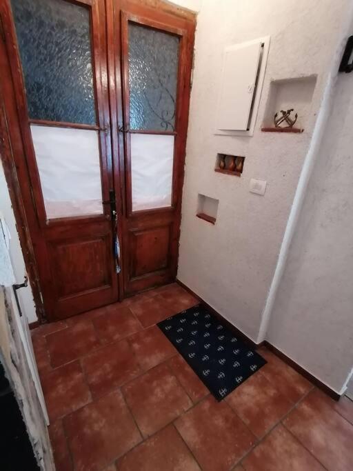 Apartment In Laurana Esterno foto