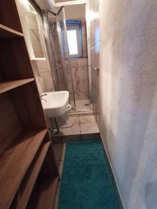 Apartment In Laurana Esterno foto